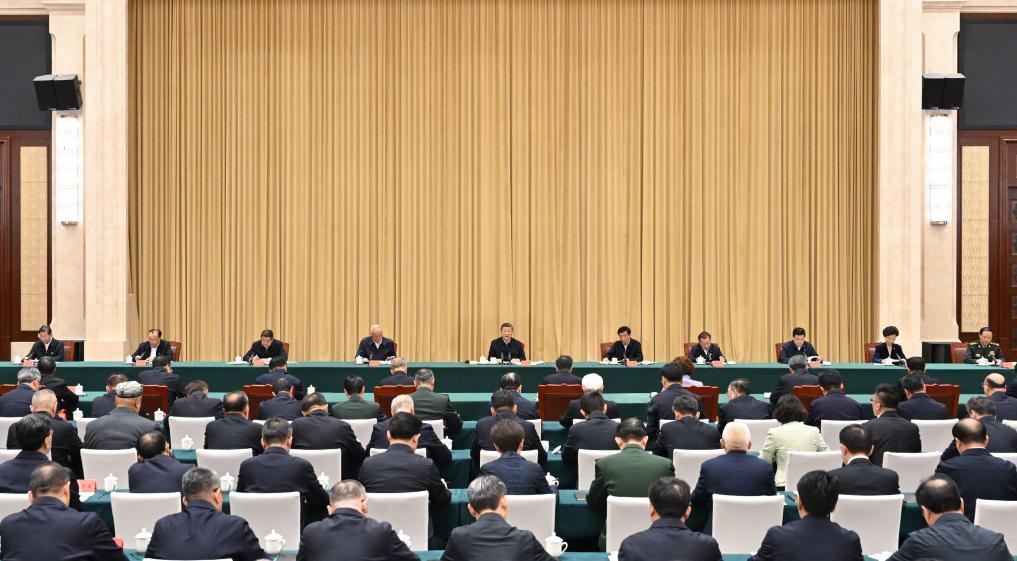 習(xí)近平：完整準(zhǔn)確全面貫徹新時(shí)代黨的治疆方略 努力建設(shè)團(tuán)結(jié)和諧、繁榮富裕、文明進(jìn)步、安居樂業(yè)、生態(tài)良好的社會(huì)主義現(xiàn)代化新疆